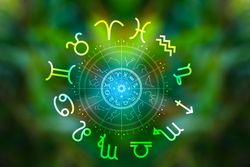 Horoscop octombrie 2025: Iubire, bani și sănătate. Ce spun astrele pentru fiecare semn zodiacal în parte Horoscop octombrie 2025: Iubire, bani și sănătate. Ce spun astrele pentru fiecare semn zodiacal în parte